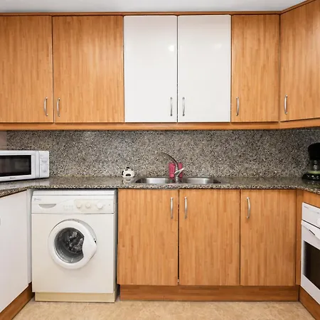 Apartament Ventura Park 00 *